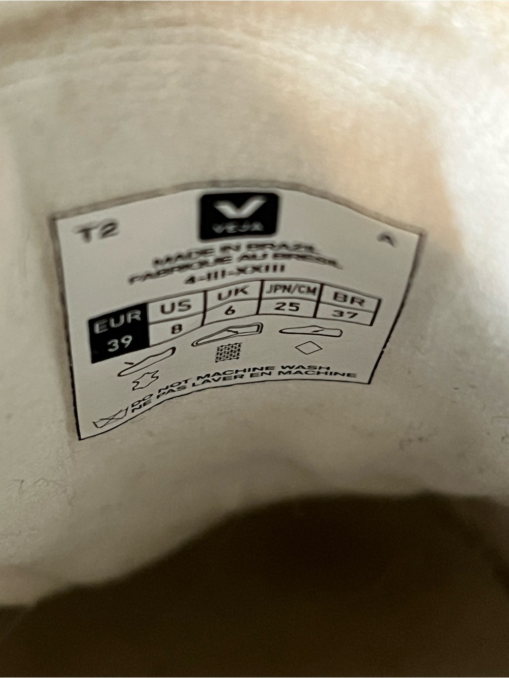 VEJA size 8 Recife Low Top Leather Shoes - White, Pink Preowned Good - Picture 4 of 9